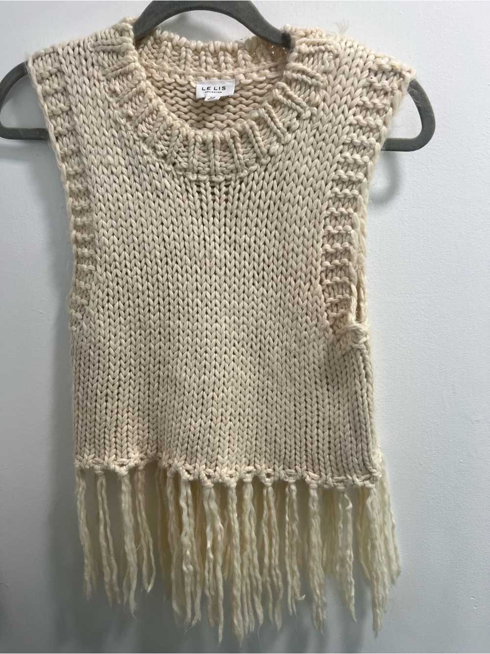 Le Lis Cream Chunky Knit Fringe Sleeveless V-Neck Sweater